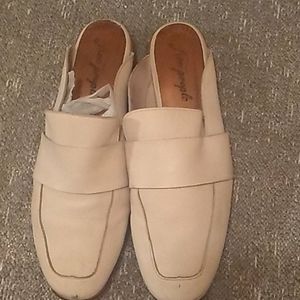 Free People flats